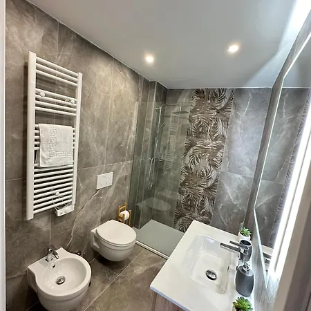 Apartment Arya San Pietro *